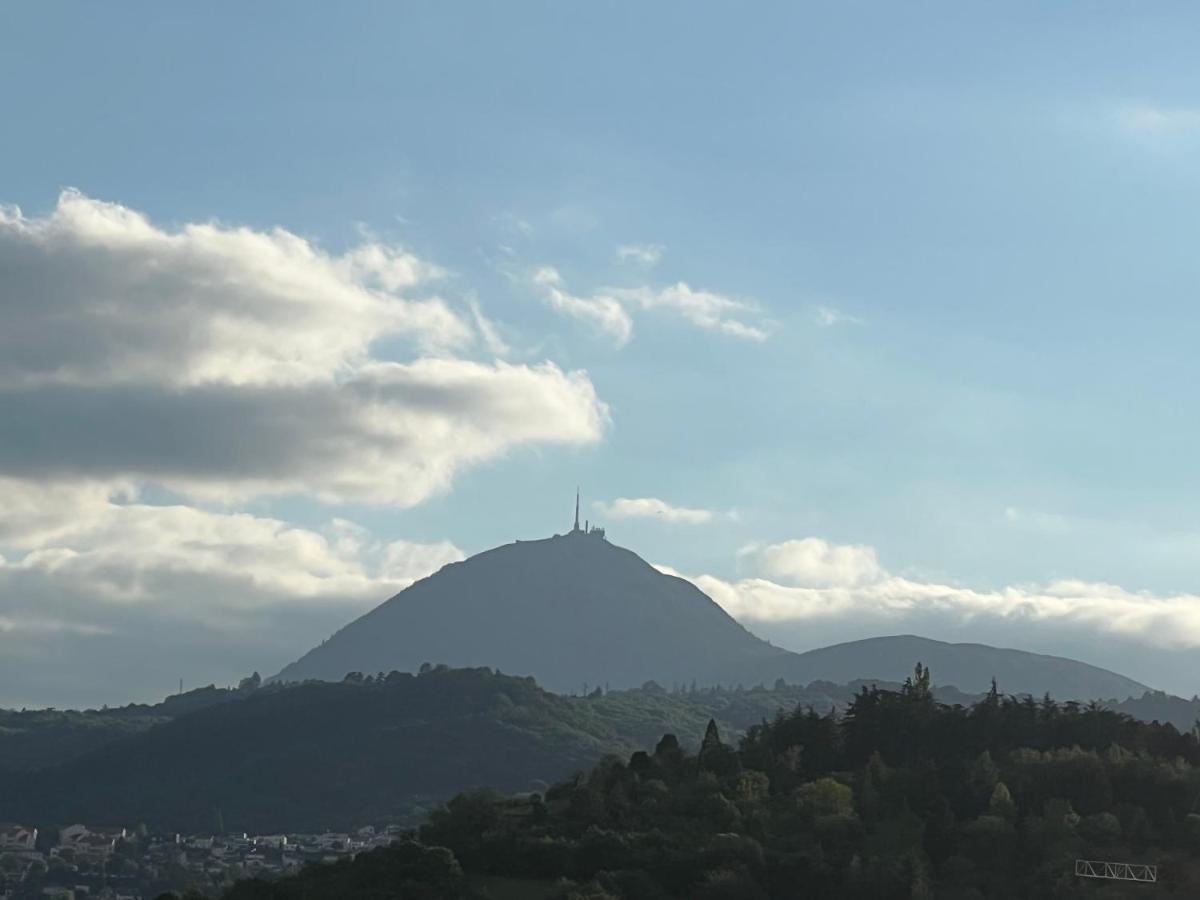 Un Havre De Paix En Plein Coeur De Ville Pres Chu Clermont-Ferrand Luaran gambar
