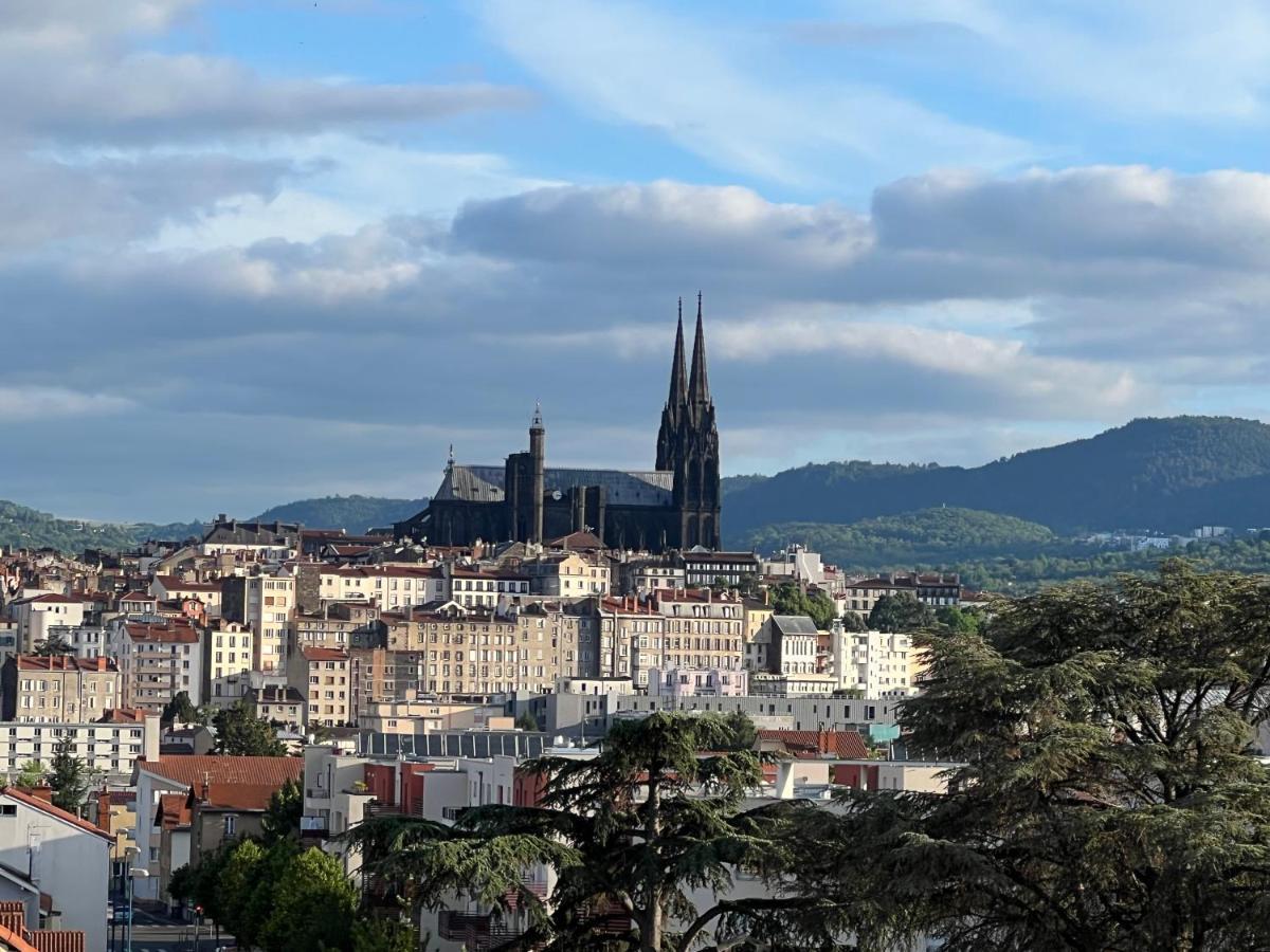 Un Havre De Paix En Plein Coeur De Ville Pres Chu Clermont-Ferrand Luaran gambar